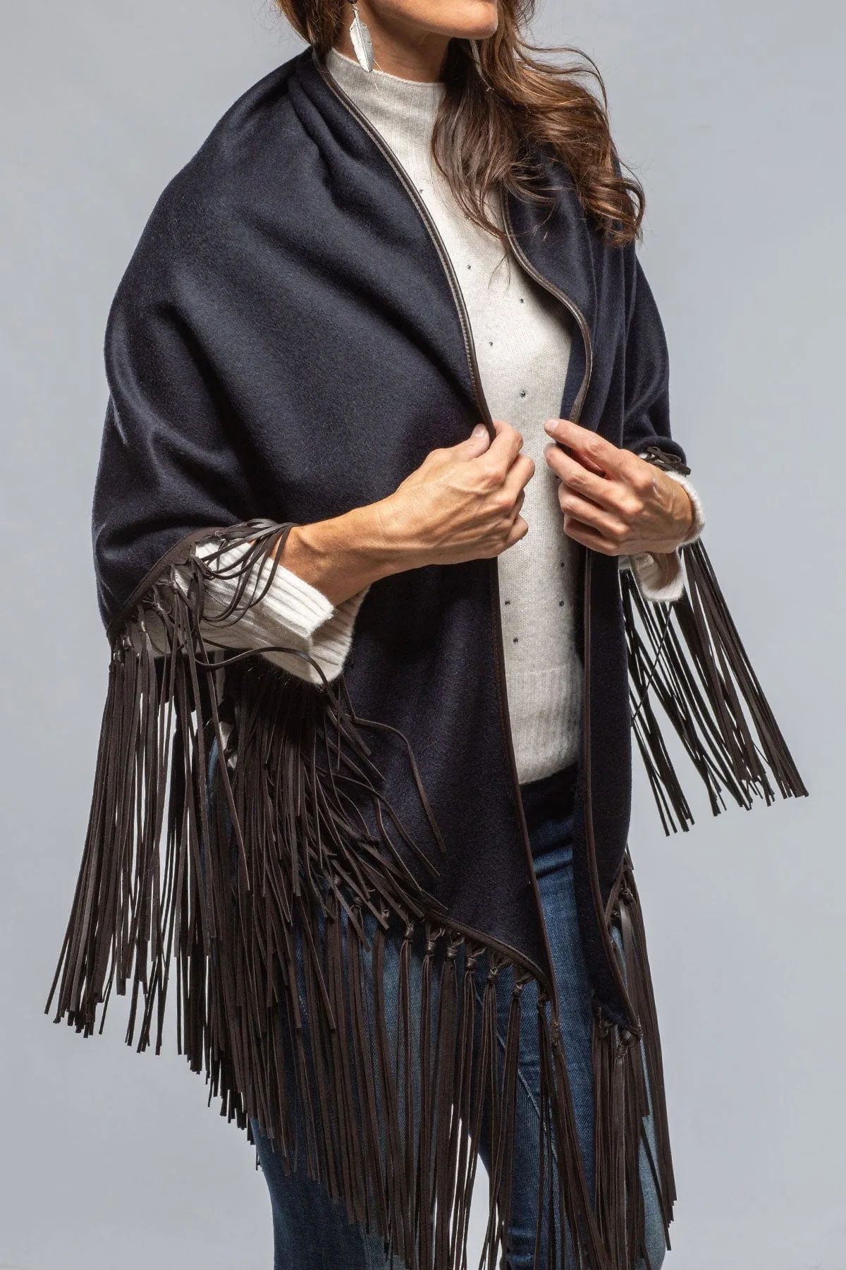 Ponderosa Reversible Cashmere Fringe Shawl In Midnight/ Black