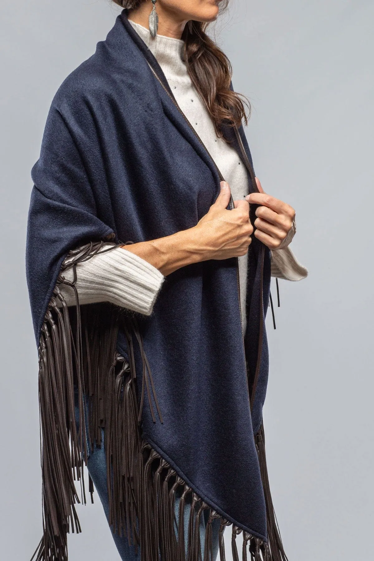 Ponderosa Reversible Cashmere Fringe Shawl In Midnight/ Black