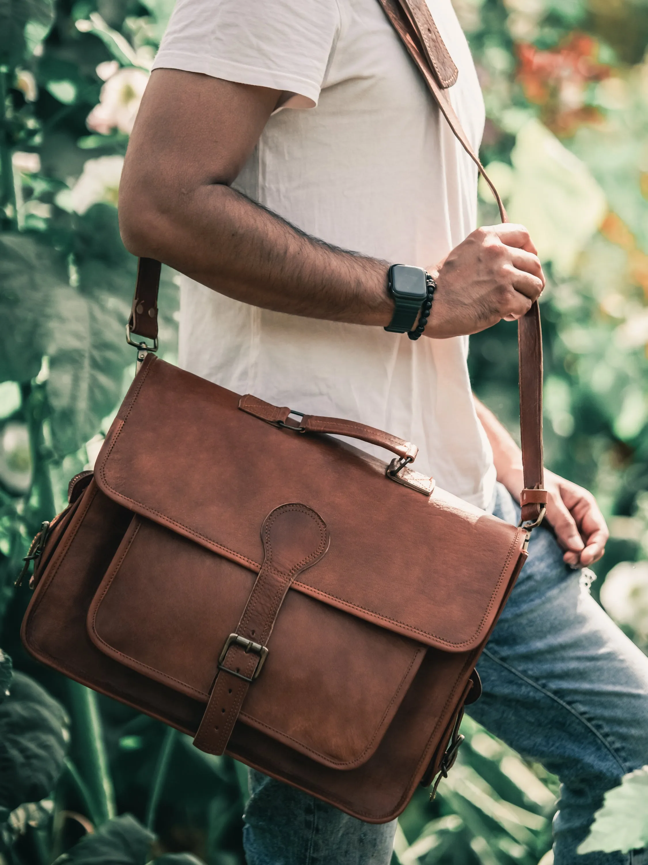 Retro Box Leather Messenger Bag
