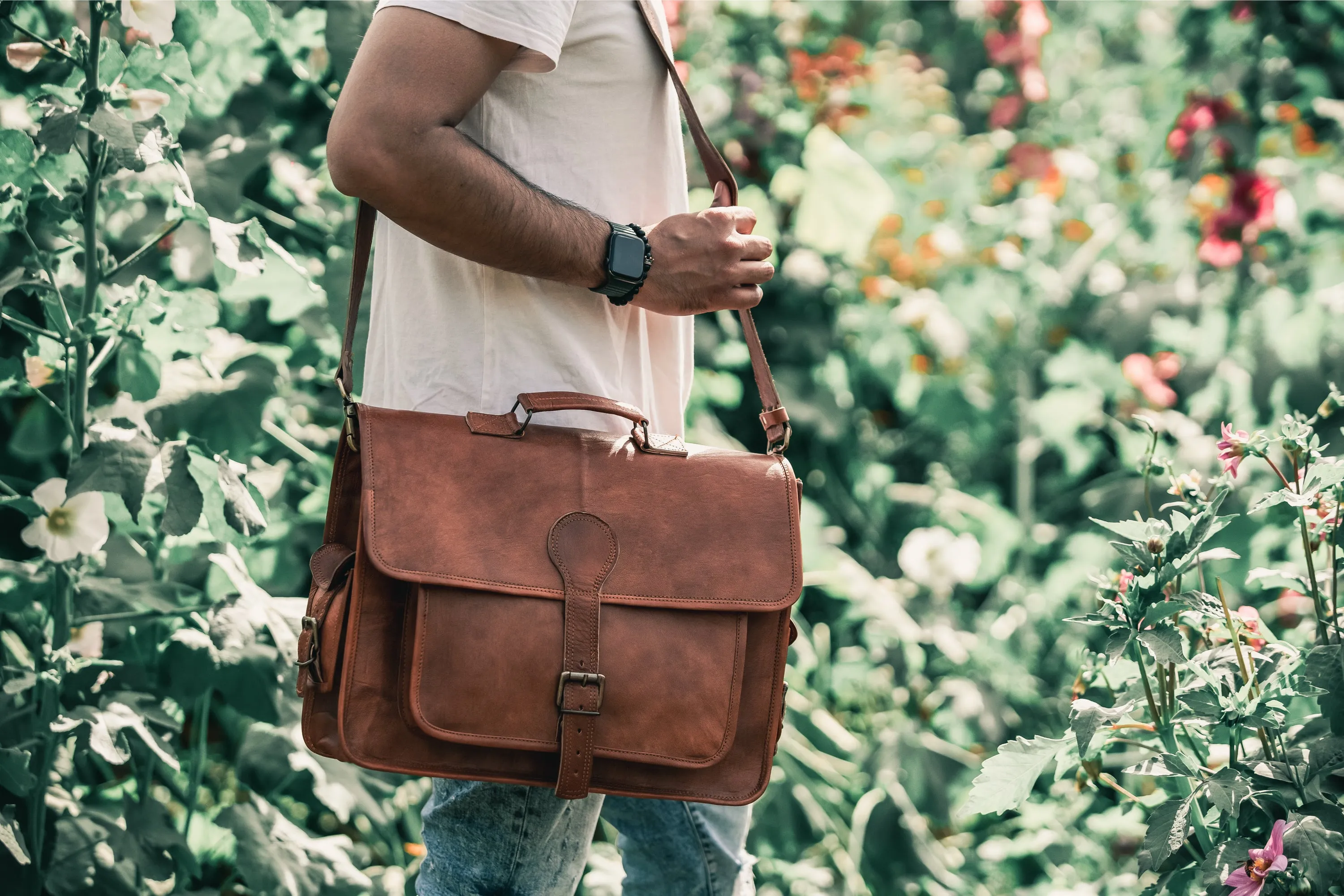 Retro Box Leather Messenger Bag