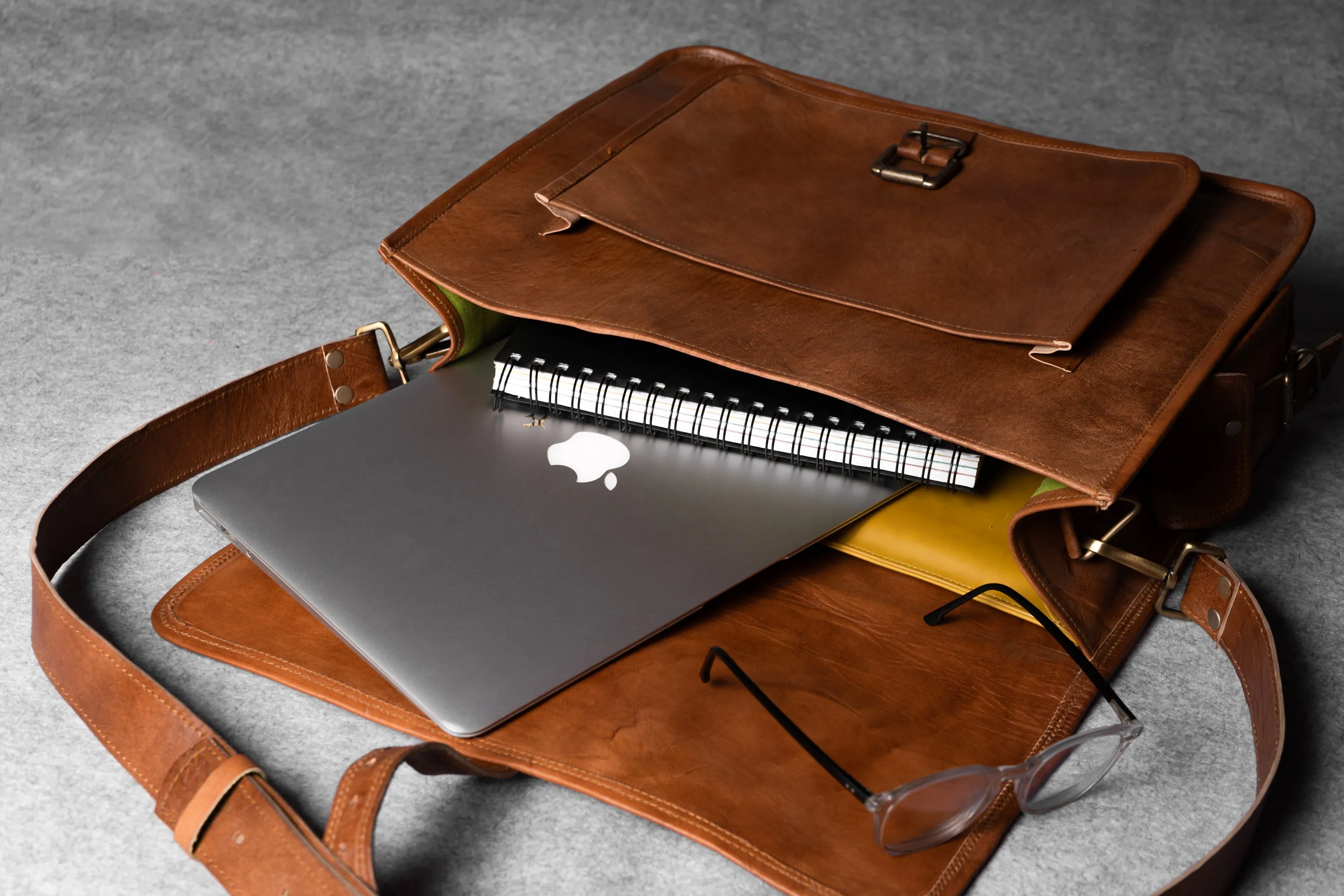 Retro Box Leather Messenger Bag