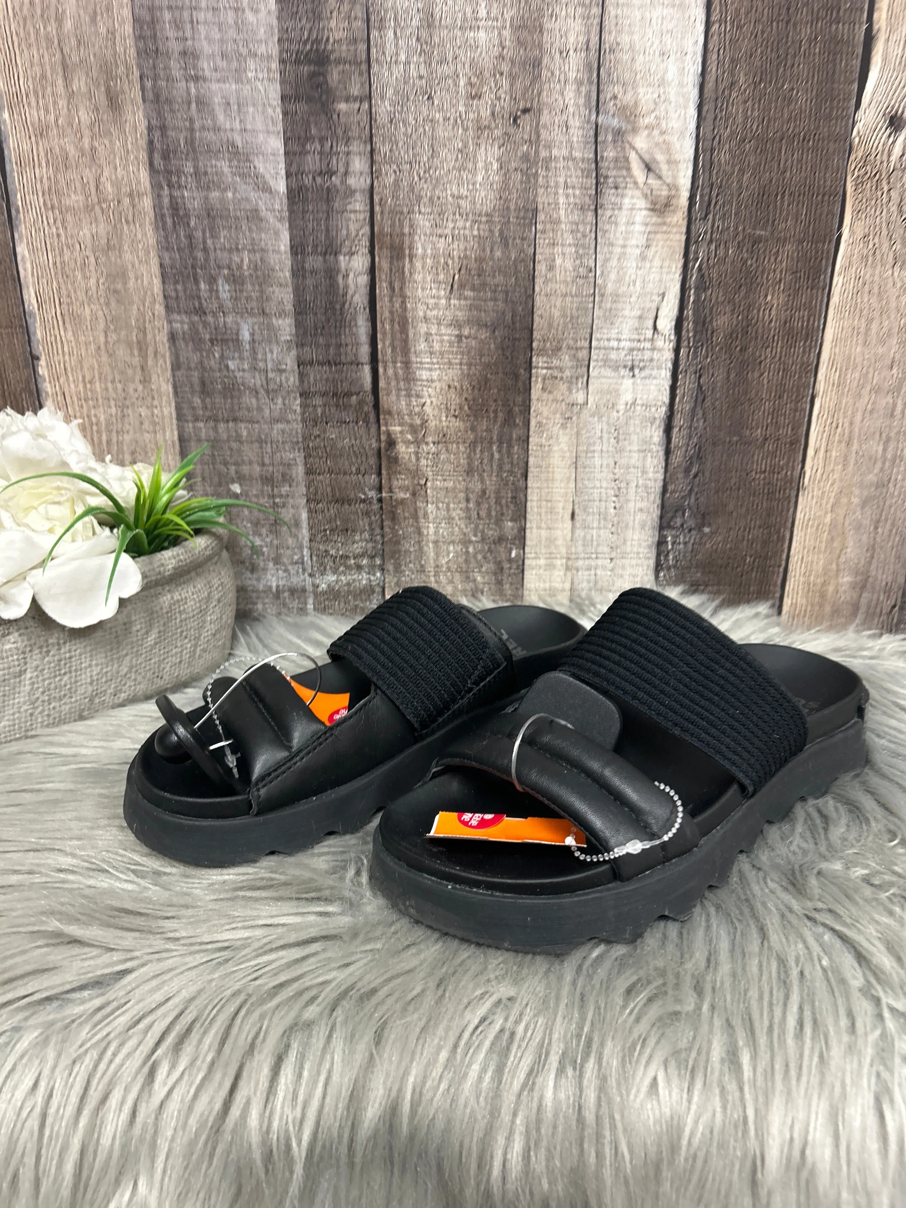 Sandals Sport By Sorel In Black, Size: 6.5