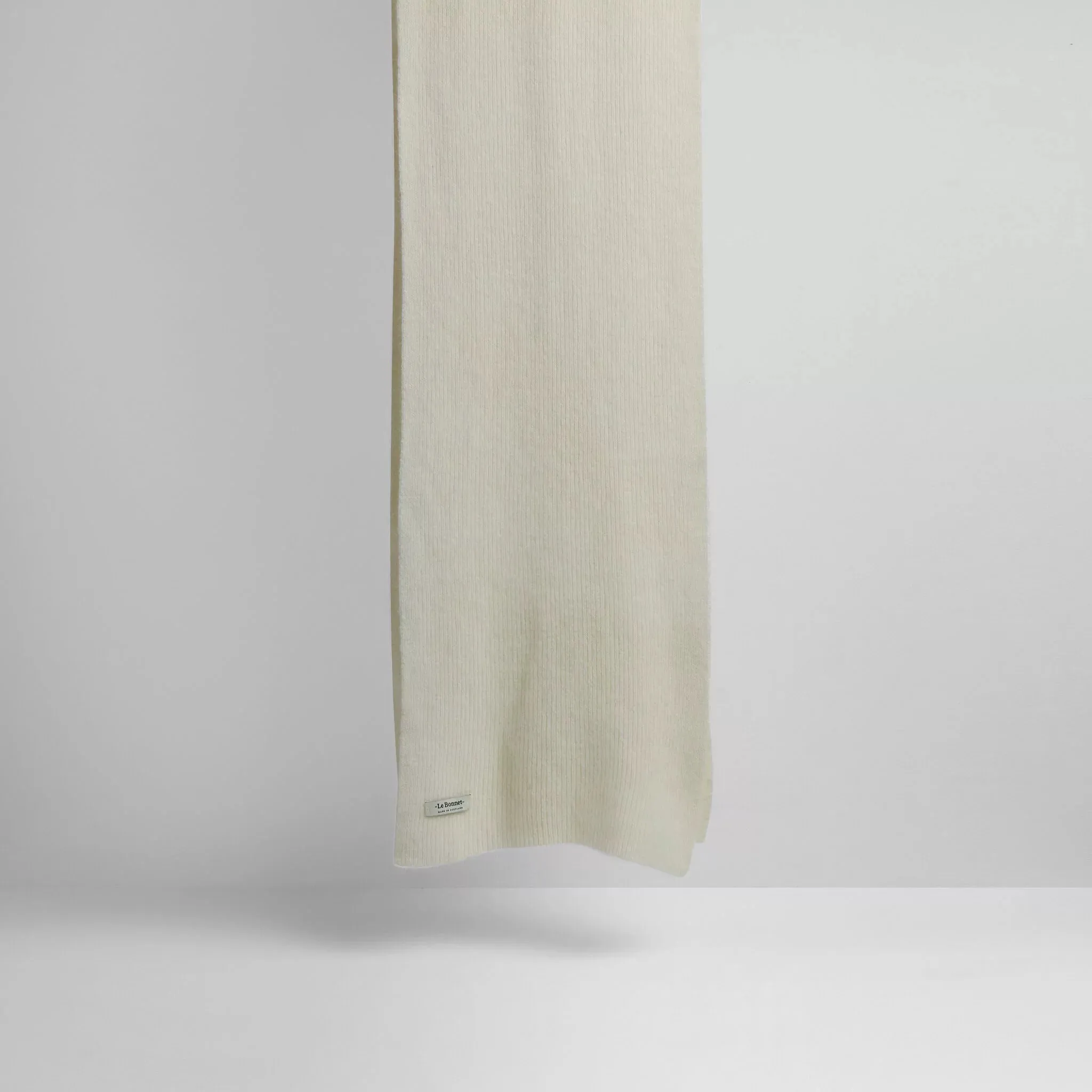 Scarves, Snow