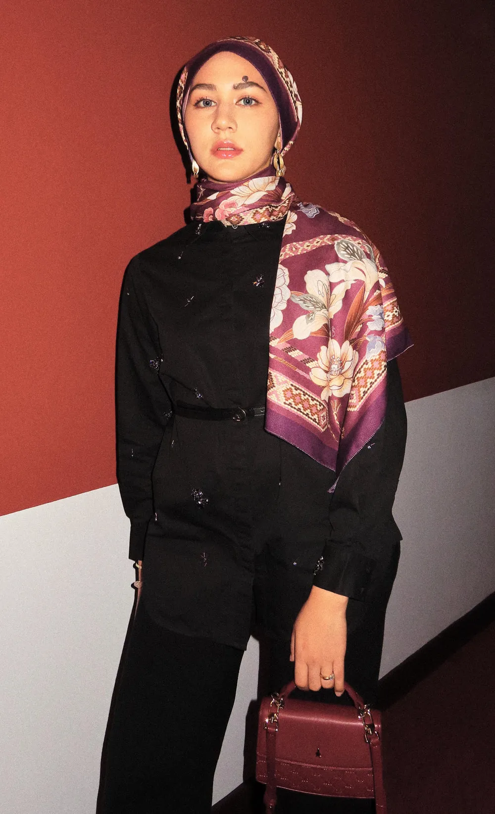 The Friendship dUCk Voile Shawl in Sister
