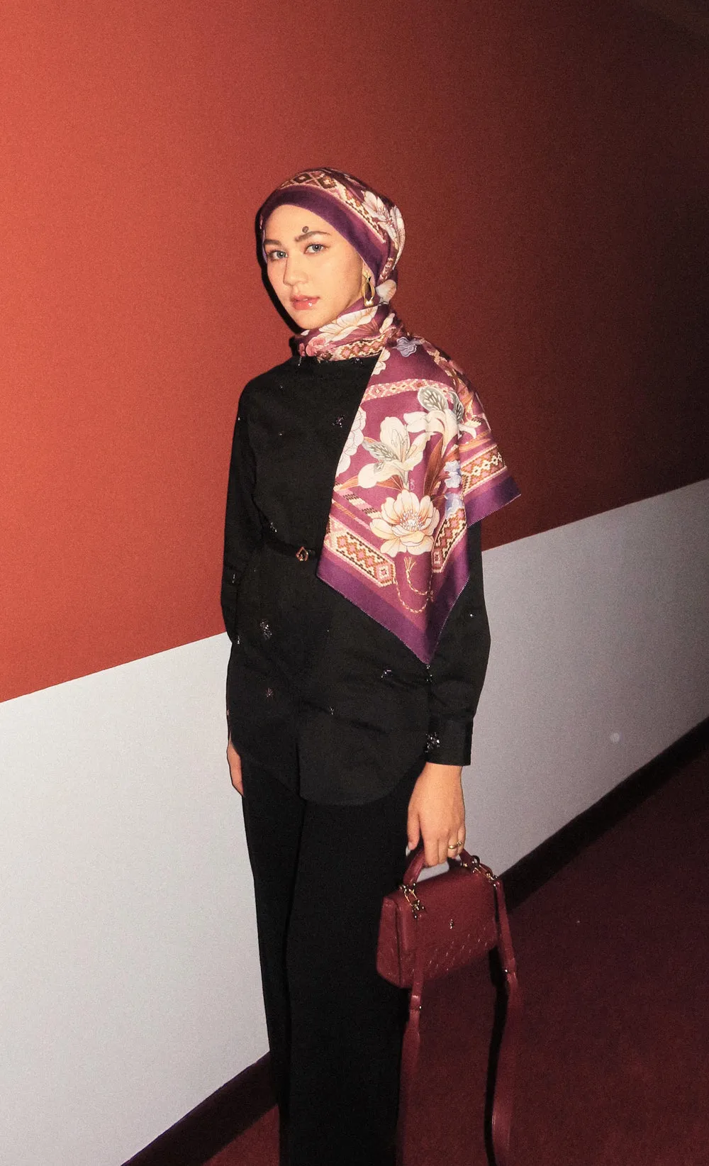 The Friendship dUCk Voile Shawl in Sister