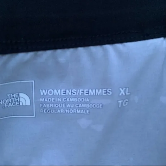 THE NORTH FACE Women’s Trailwear OKT Trail Short Navy Blue NF0A81Z6OQ8-XL-REG