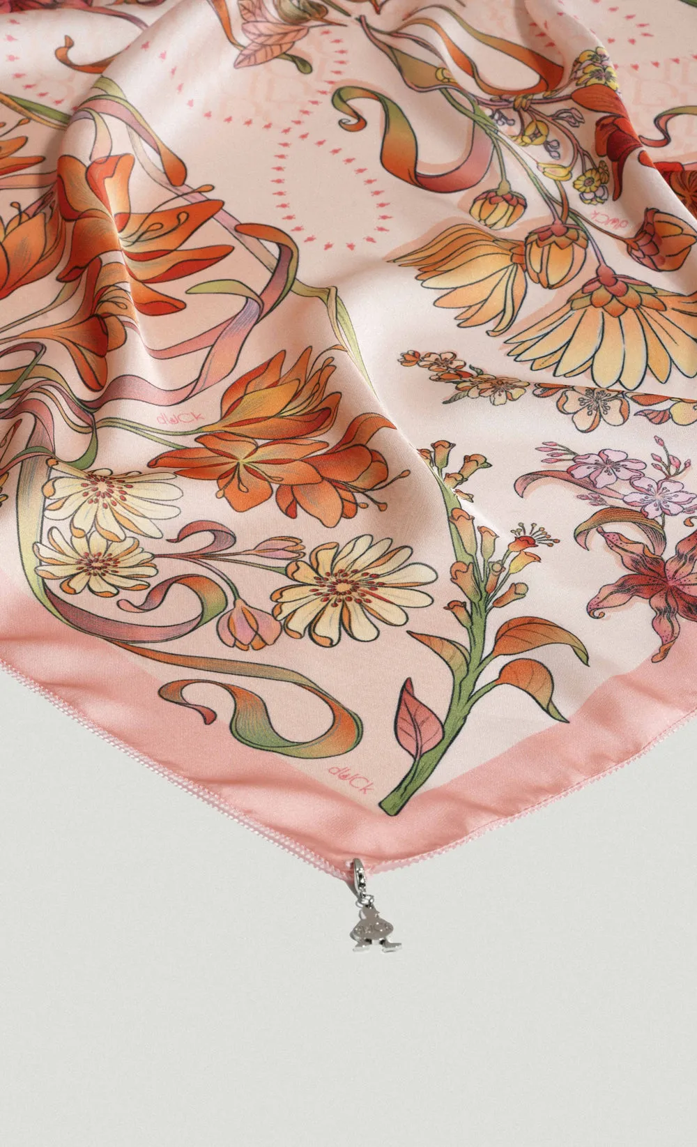 The Spice dUCk Satin Silk Shawl in Star Anise