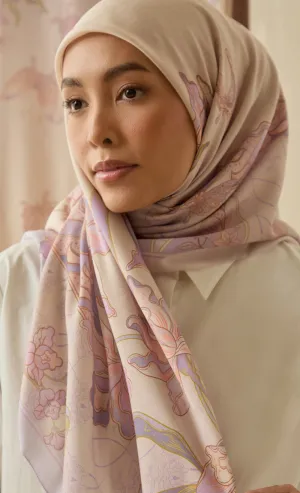 The Warisan dUCk Square Scarf in Damai