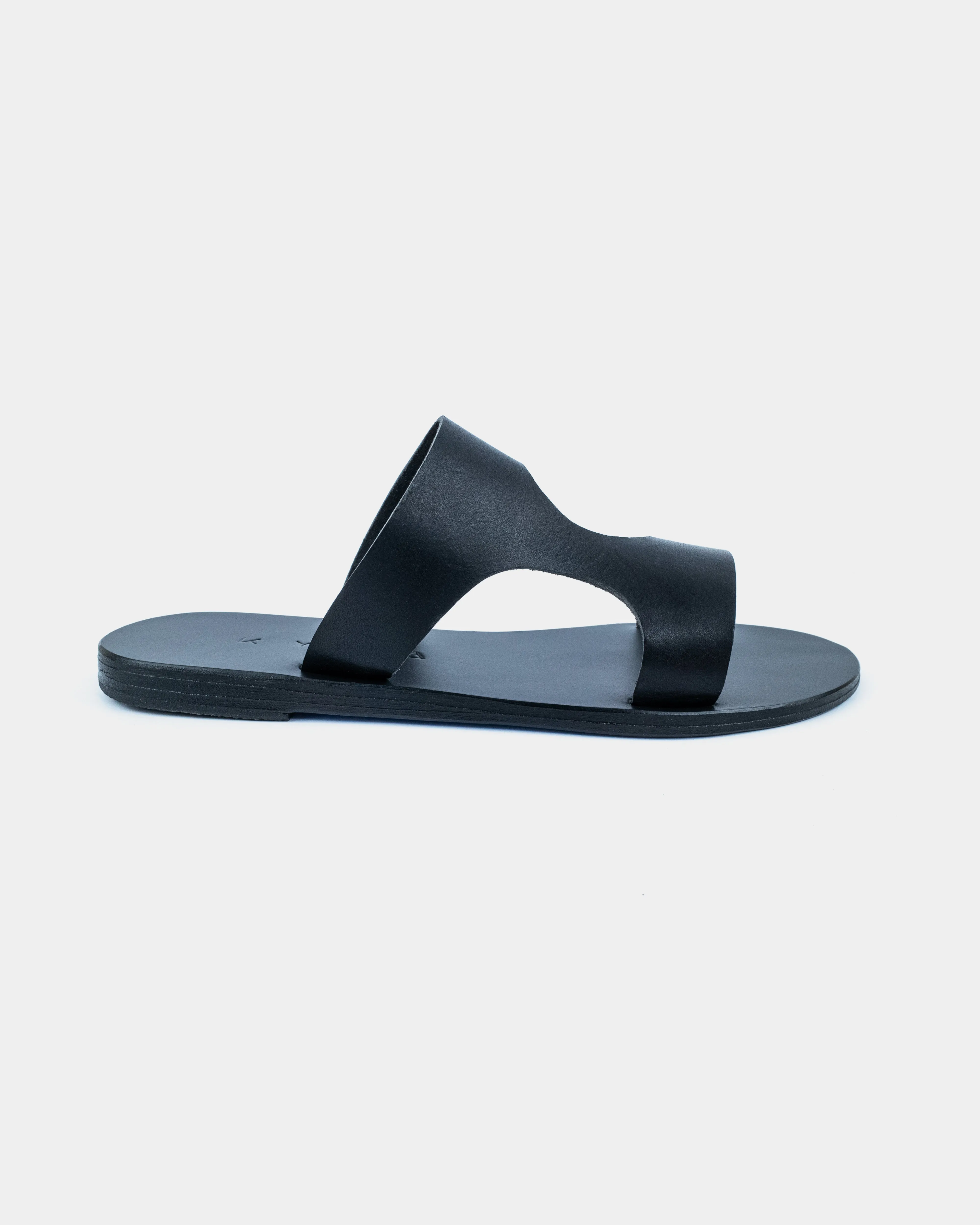 THIRASIA - BLACK/BLACK