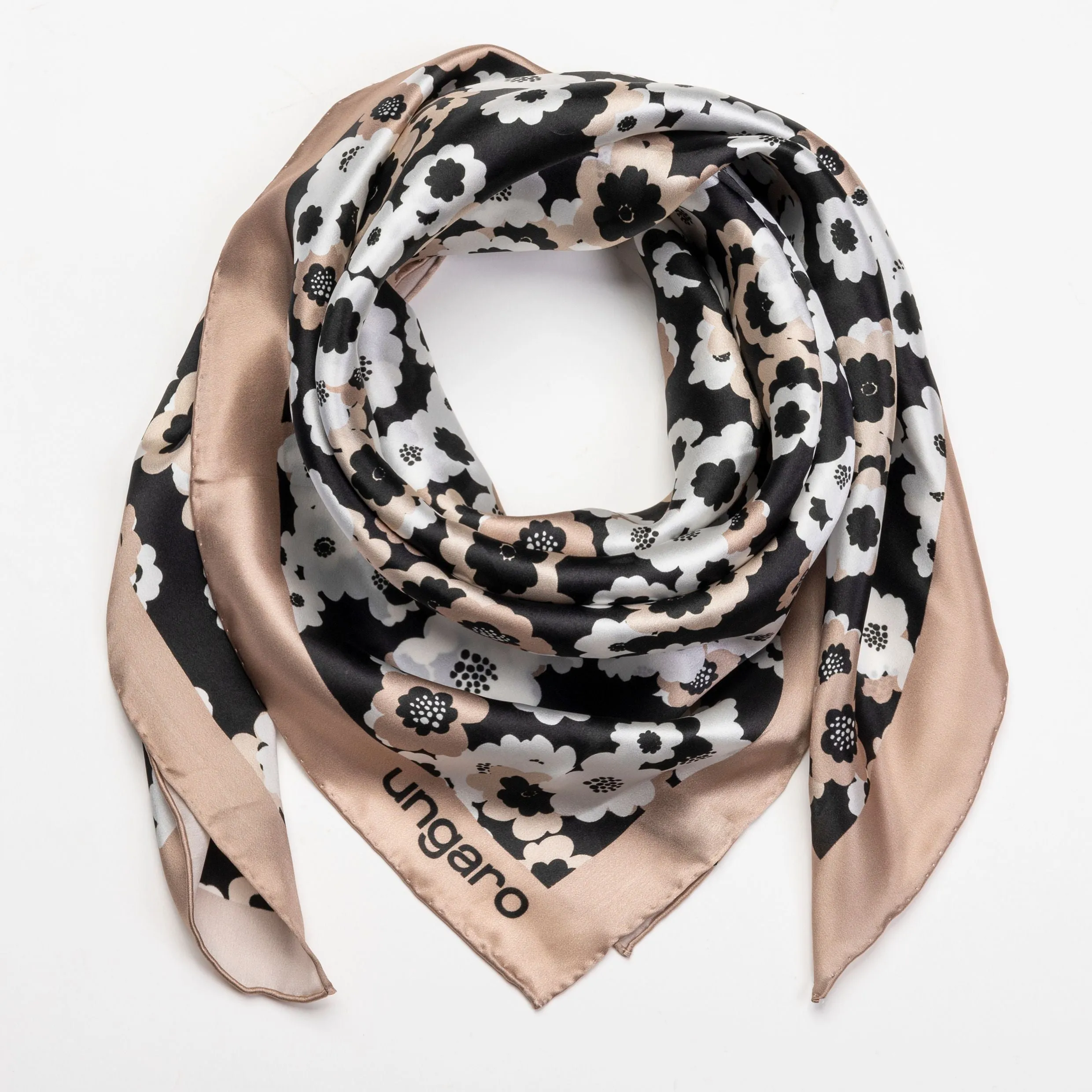 Ungaro UFL317X-Silk scarf Chiara Beige