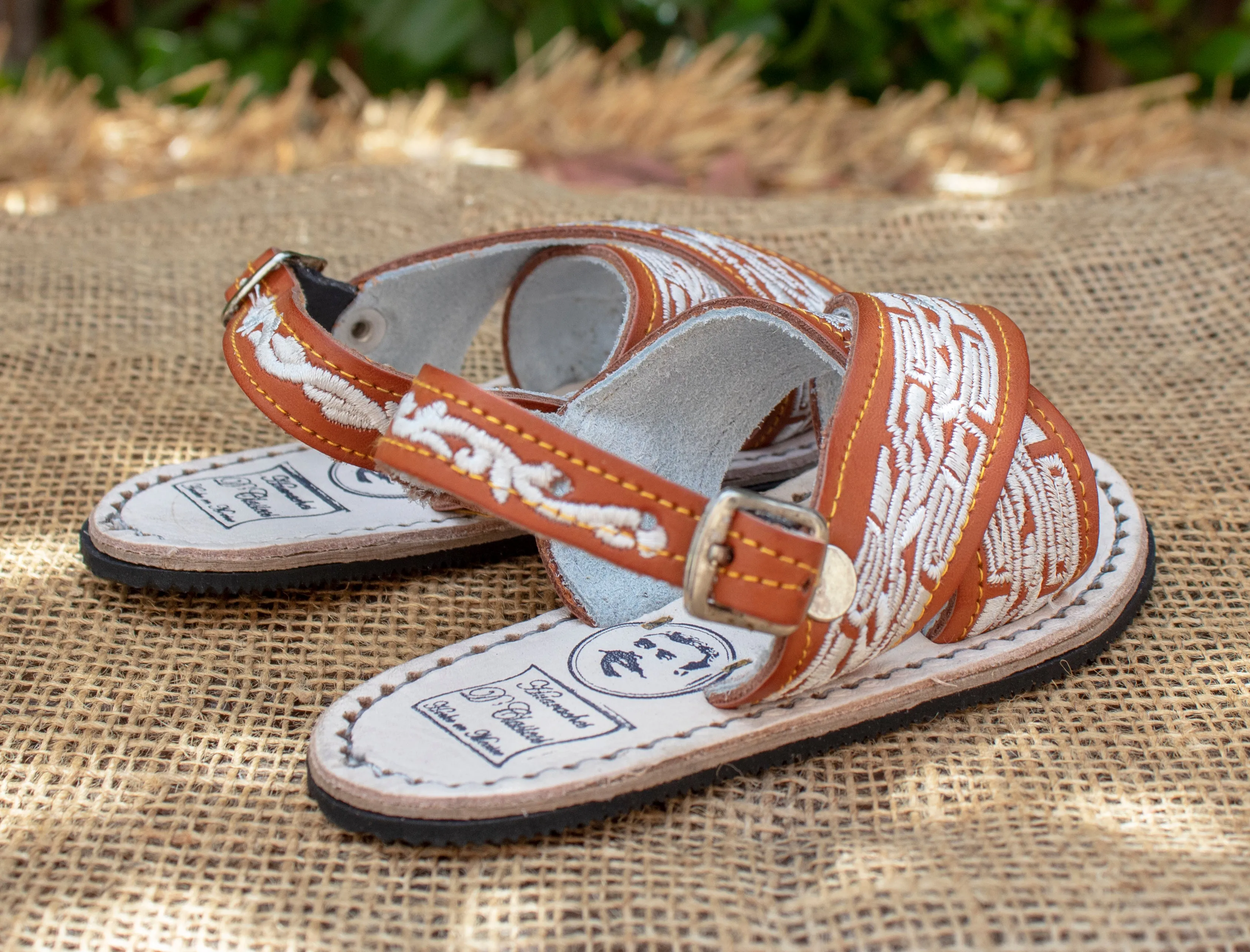 WALKER/TODDLER CROSS STRAP EMBROIDERED LEATHER MEXICAN SANDALS