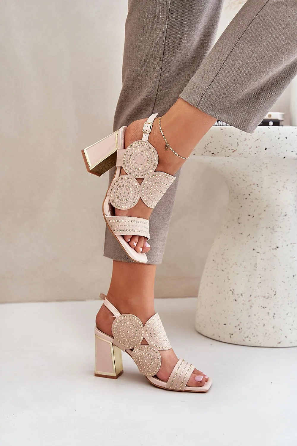 Women's heel sandals made of eco suede